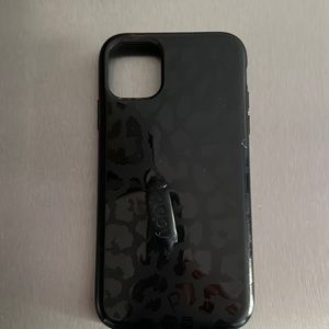 iPhone 11 loopy